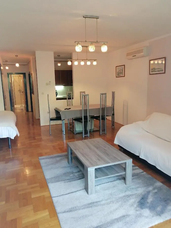 PUY Apartment Val
